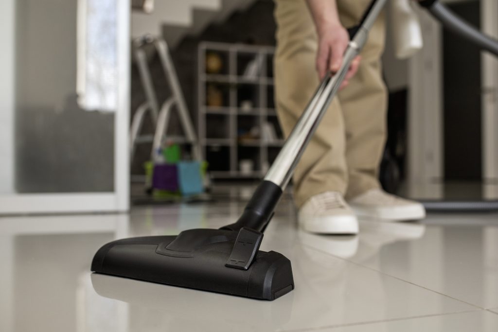 Post-Construction vs Regular Cleaning